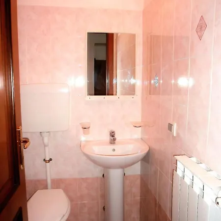 Casa Rita 1 In Vesio Daire