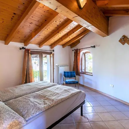 Casa Rita 1 In Vesio *