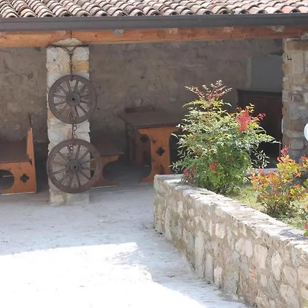 Casa Rita 1 In Vesio * Tremosine