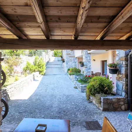 Casa Rita 1 In Vesio