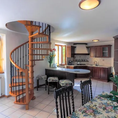 Casa Rita 1 In Vesio Apartman